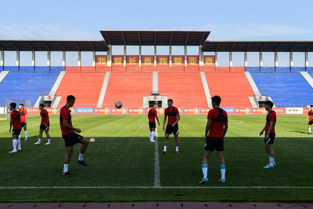 孙铭徽赛后感到不适呕吐 直接赴医院进行检查